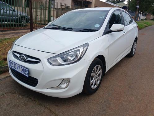 2014 Hyundai Accent Sedan 1.6 Fluid for sale