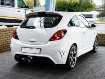 Opel Corsa OPC Barons VW Bruma