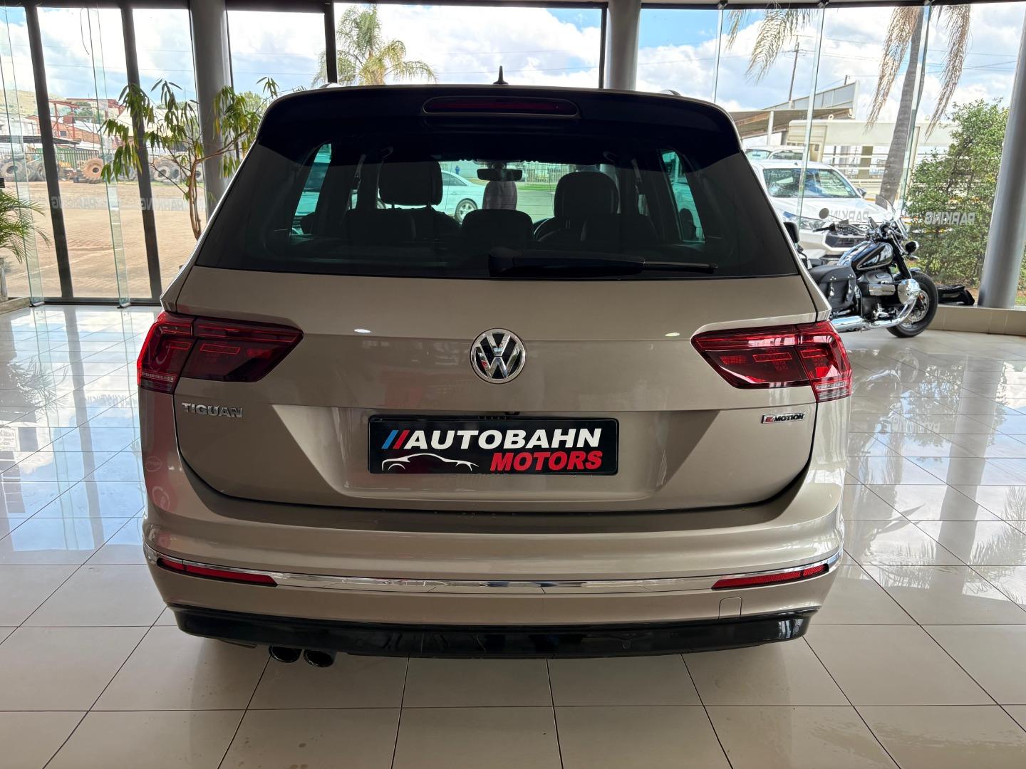 Volkswagen Tiguan 2.0TDI 4Motion Highline R-Line Autobahn Auto