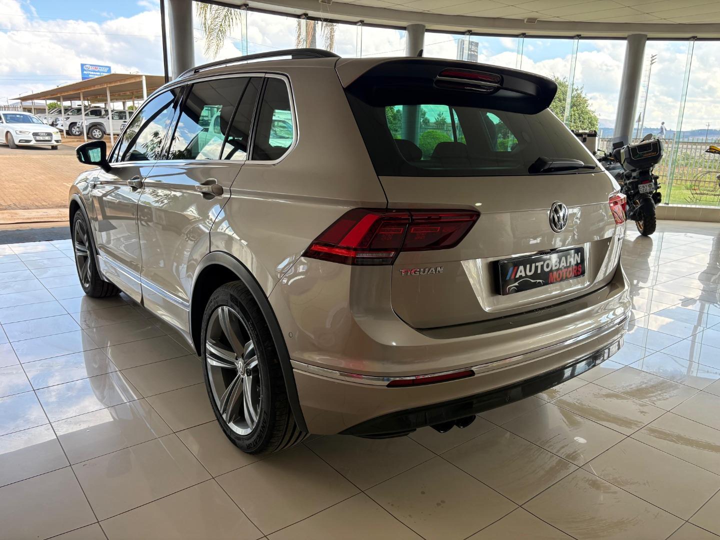 Volkswagen Tiguan 2.0TDI 4Motion Highline R-Line Autobahn Auto