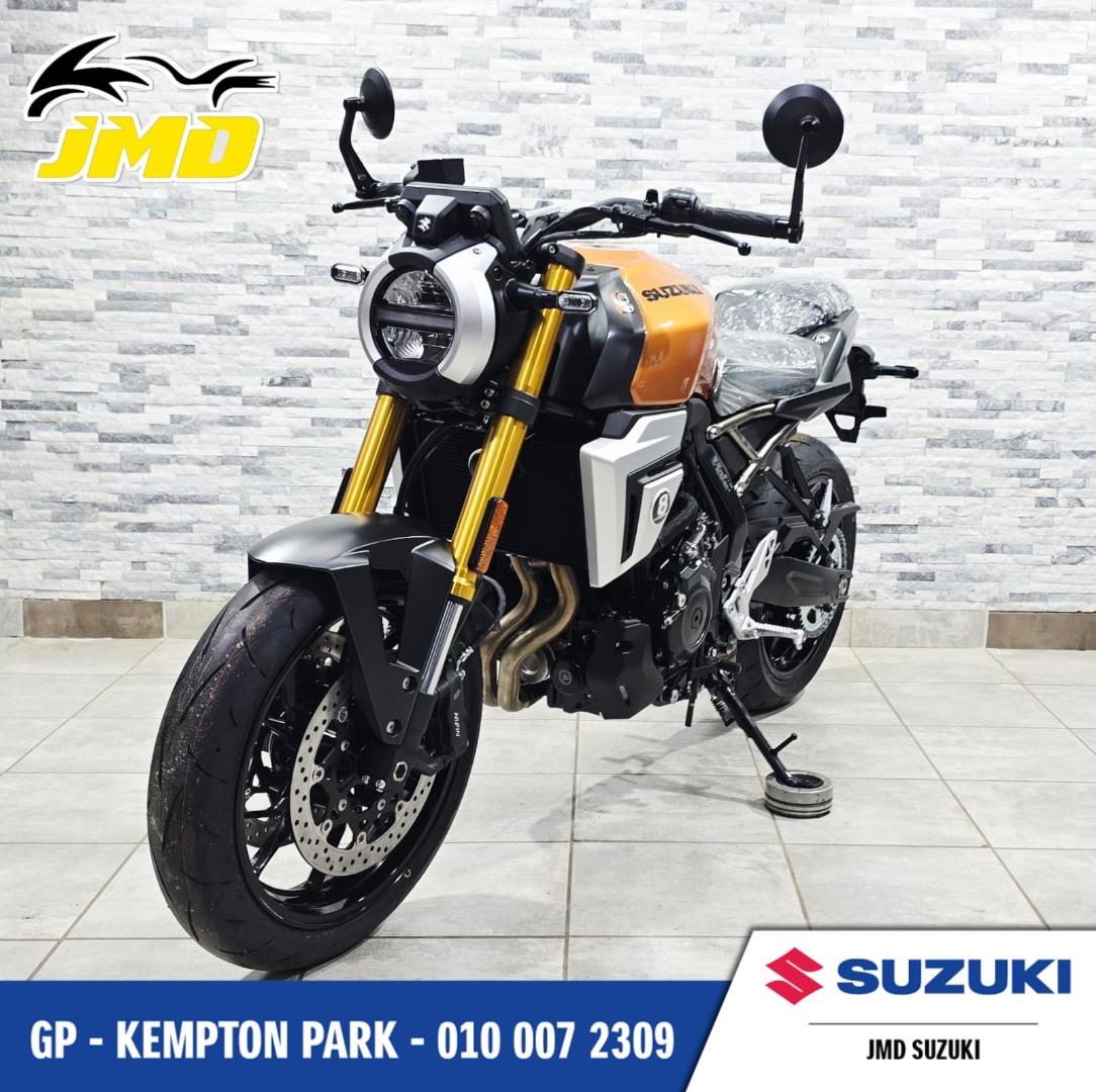 Suzuki GSX-8T