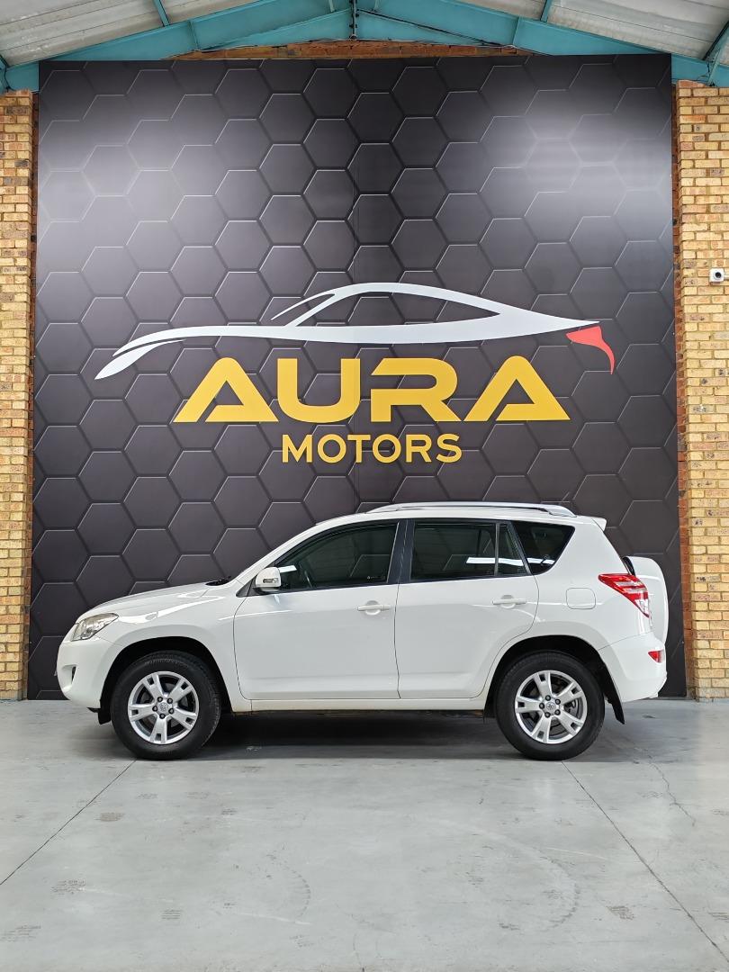 Toyota RAV4 2.0 GX Aura Motors
