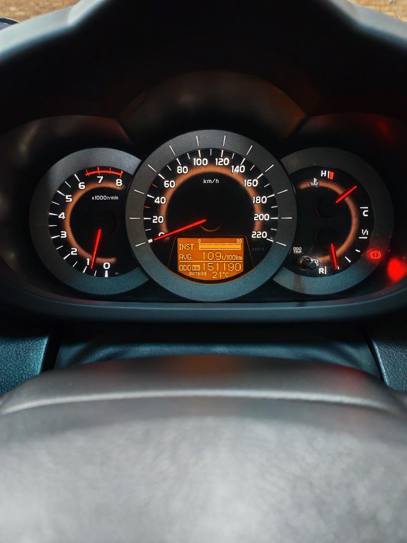 Toyota RAV4 2.0 GX Aura Motors