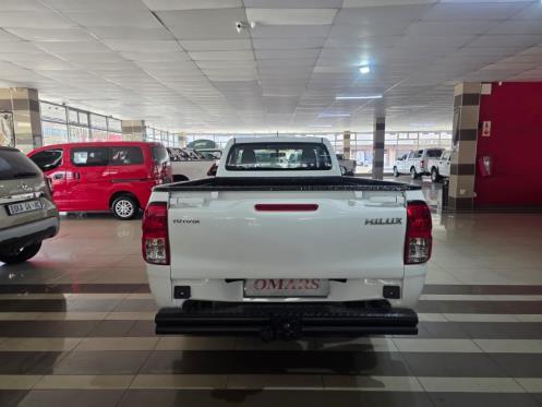 Toyota Hilux 2.4GD S (Aircon) Omars Car Sales