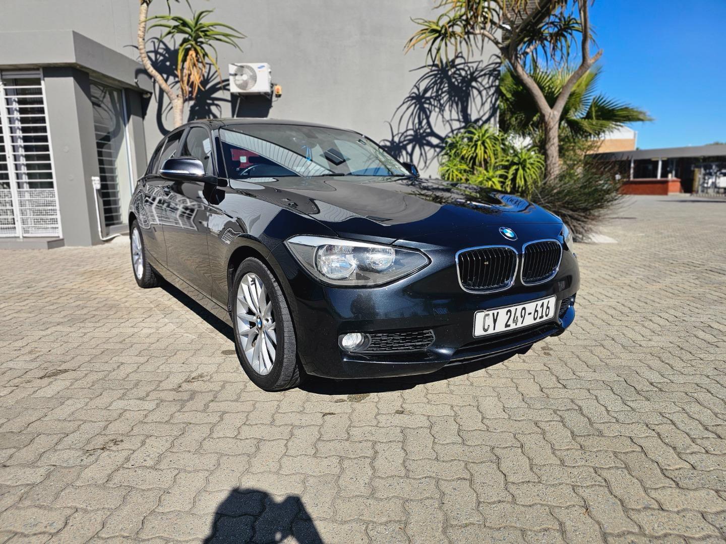 2015 BMW 1 Series 118i 5-Door