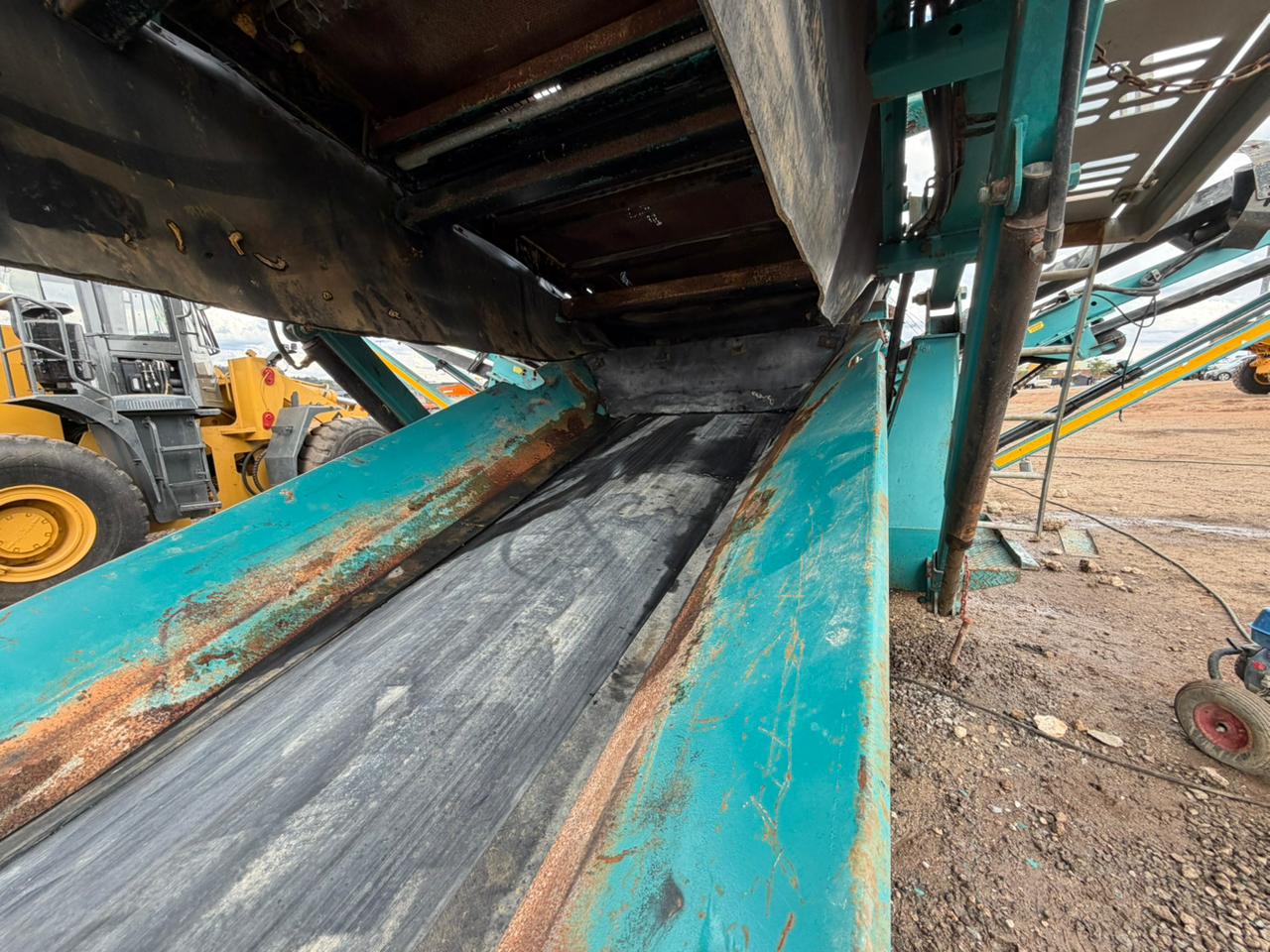 Chieftain Powerscreen 1400 screen JBL Equipment