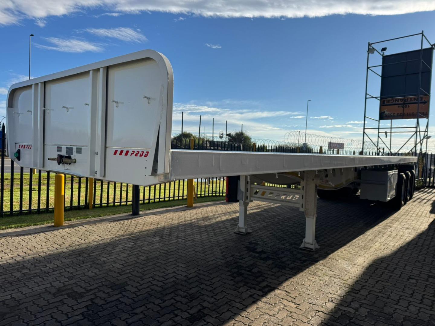 PRBB TRI AXLE 13.6m East Rand Truck Sales