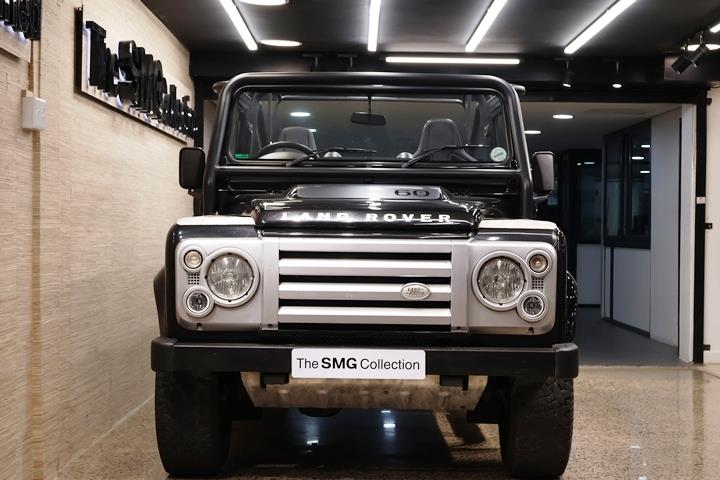 Land Rover Defender 90 TD Soft-top SVX 60 The SMG Collection