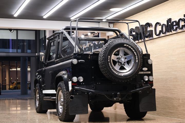 Land Rover Defender 90 TD Soft-top SVX 60 The SMG Collection