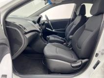 Hyundai Accent Sedan 1.6 Fluid Auto EBK Main Street