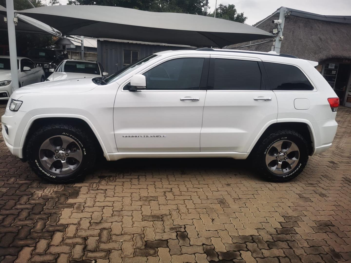 Jeep Grand Cherokee 5.7L Overland Dot Auto