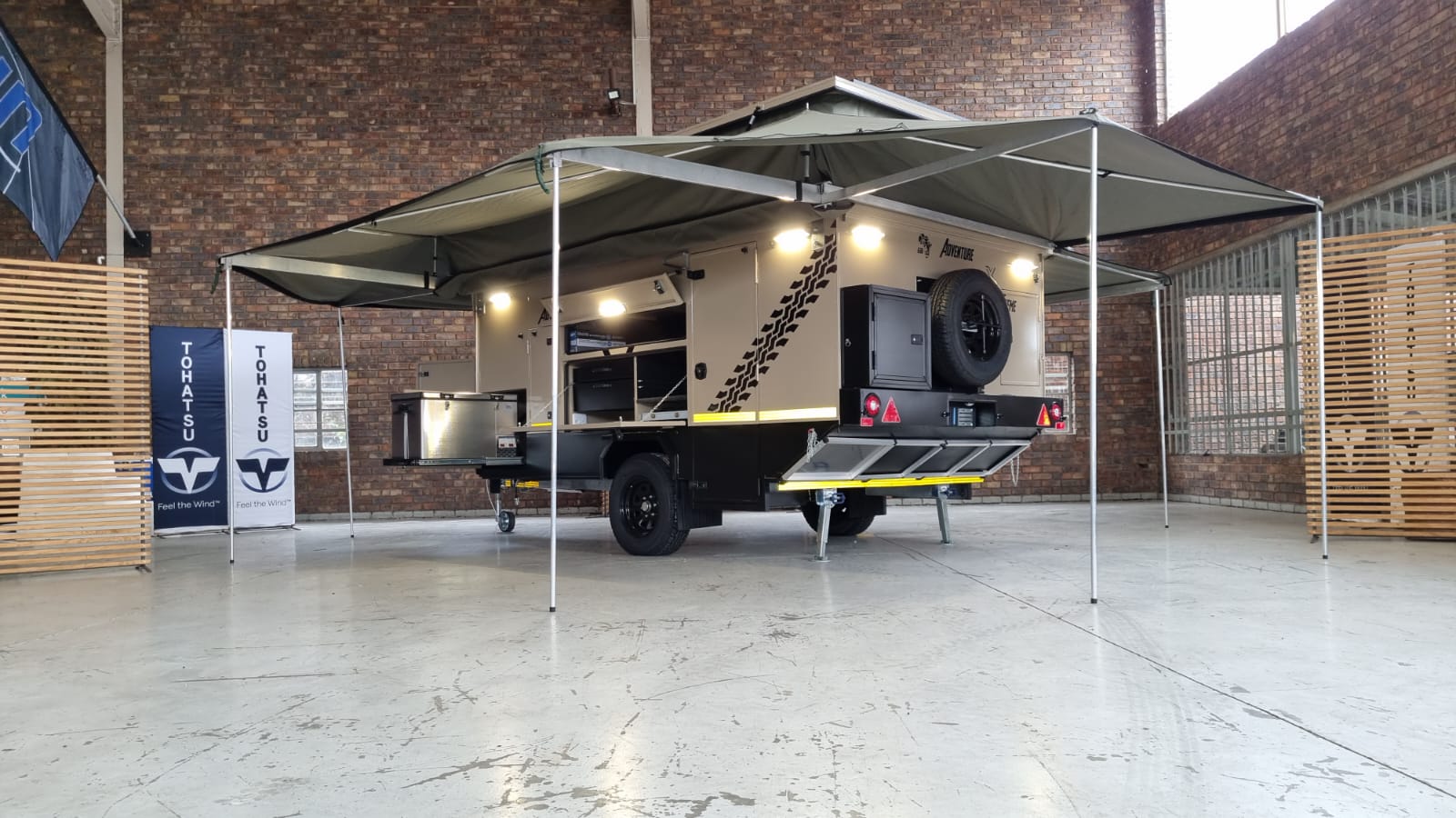 Adventure Xtreme Ultimate Caravan Motor King and Marine