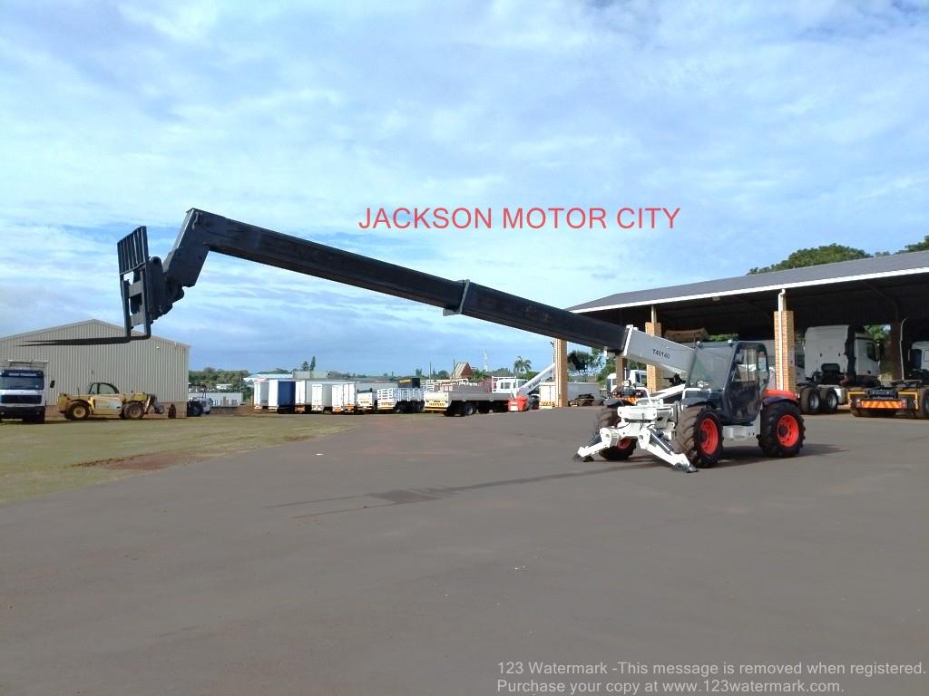 Bobcat TELESCOPIC HANDLER T40140 WITH FORK AND BUCKET ATTACHMENT. (14M BOOM) Jackson Motor City