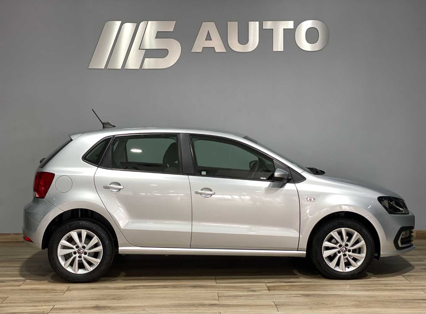 Volkswagen Polo Vivo Hatch 1.6 Life Tip M5 Auto Boksburg
