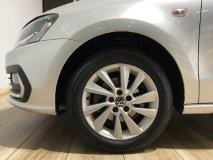 Volkswagen Polo Vivo Hatch 1.6 Life Tip M5 Auto Boksburg