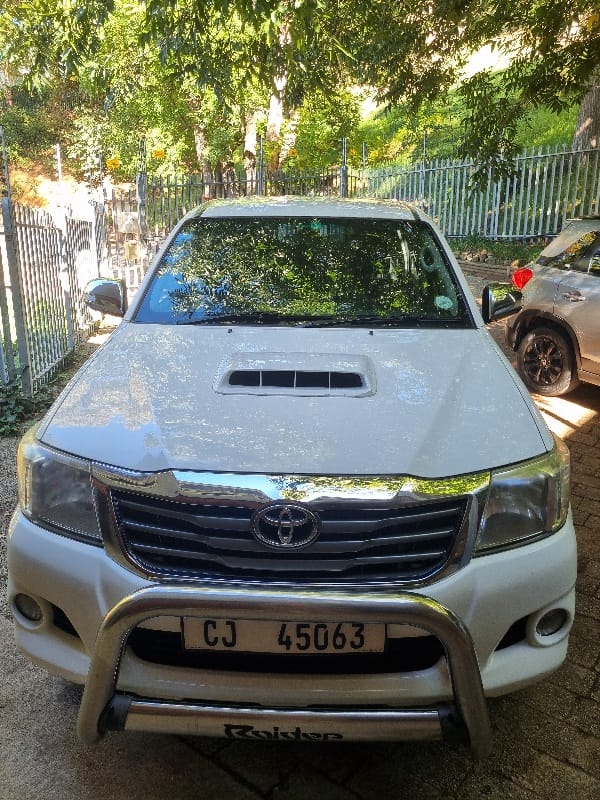 Toyota Hilux 3.0D-4D Double Cab Raider Auto