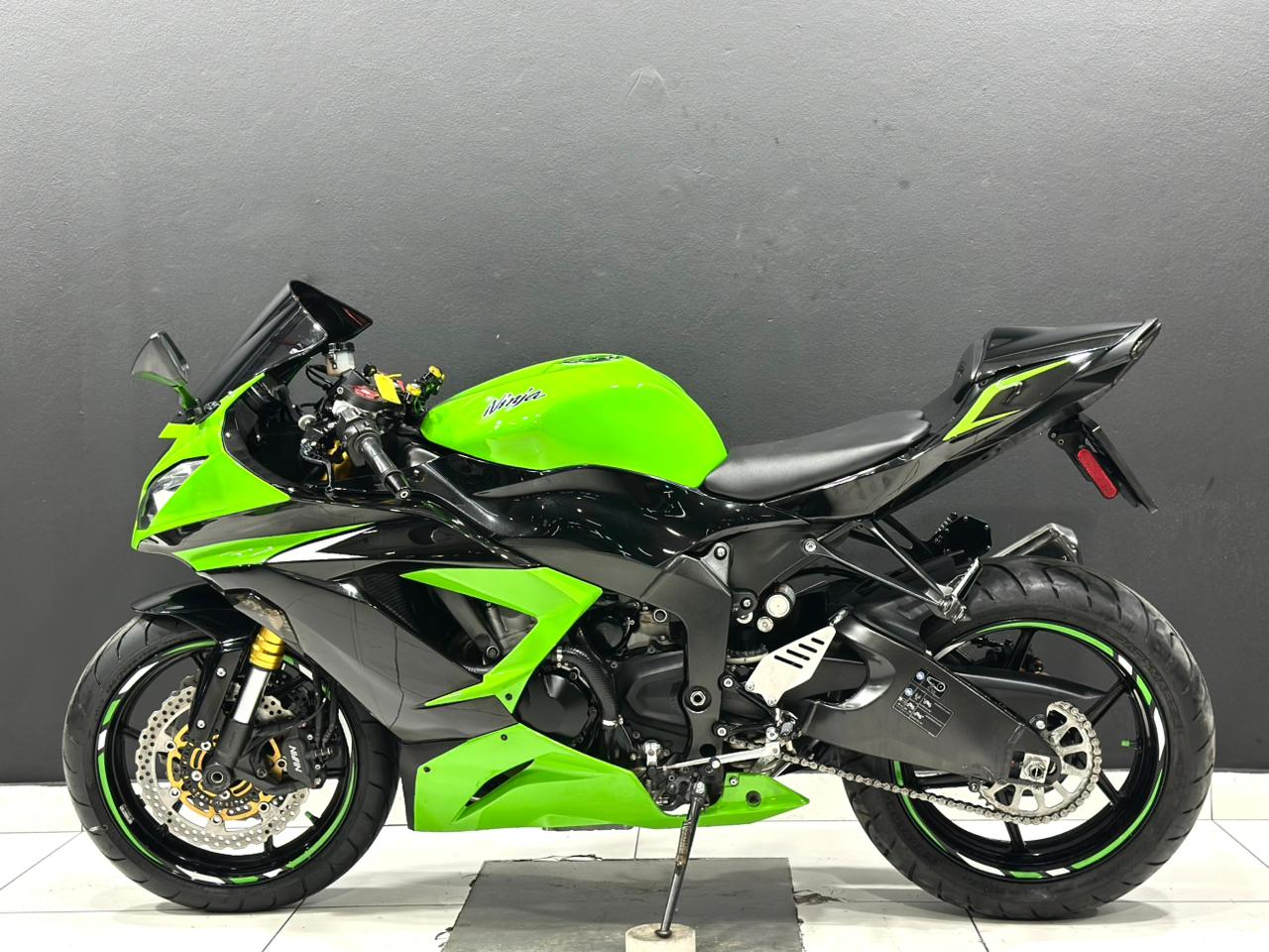 Kawasaki ZX bikes for sale in South Africa - AutoTrader