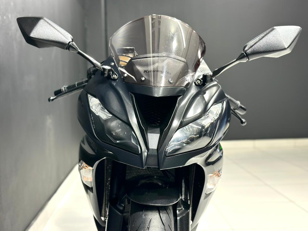Kawasaki ZX - Bike Details