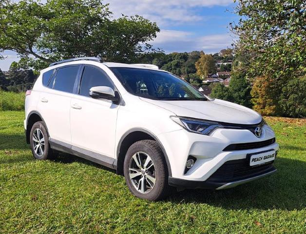 Toyota RAV4 2.0 GX Peach Garage