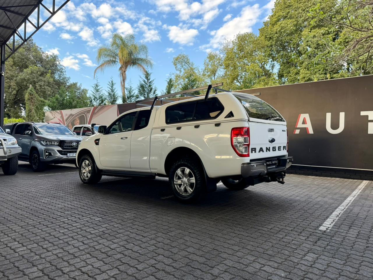 Ford Ranger 2.2TDCi SuperCab Hi-Rider XLS Auto Infinite Auto Gezina