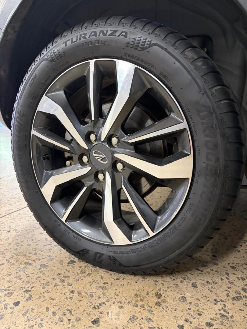 Mahindra XUV300 1.5TD W8 Penta Montana Used