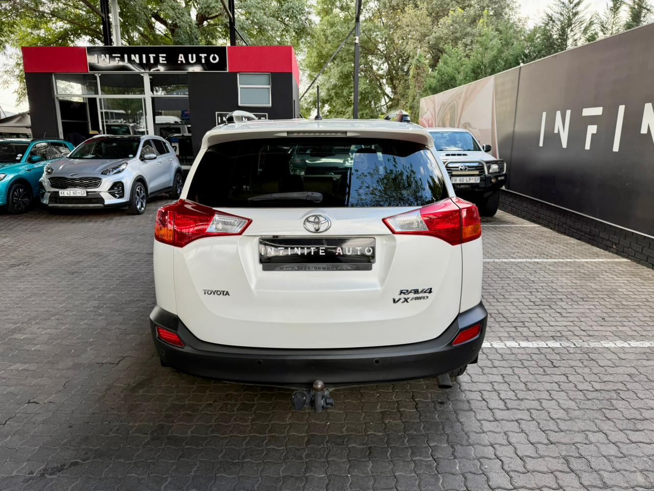 Toyota RAV4 2.2D-4D AWD VX Infinite Auto Gezina