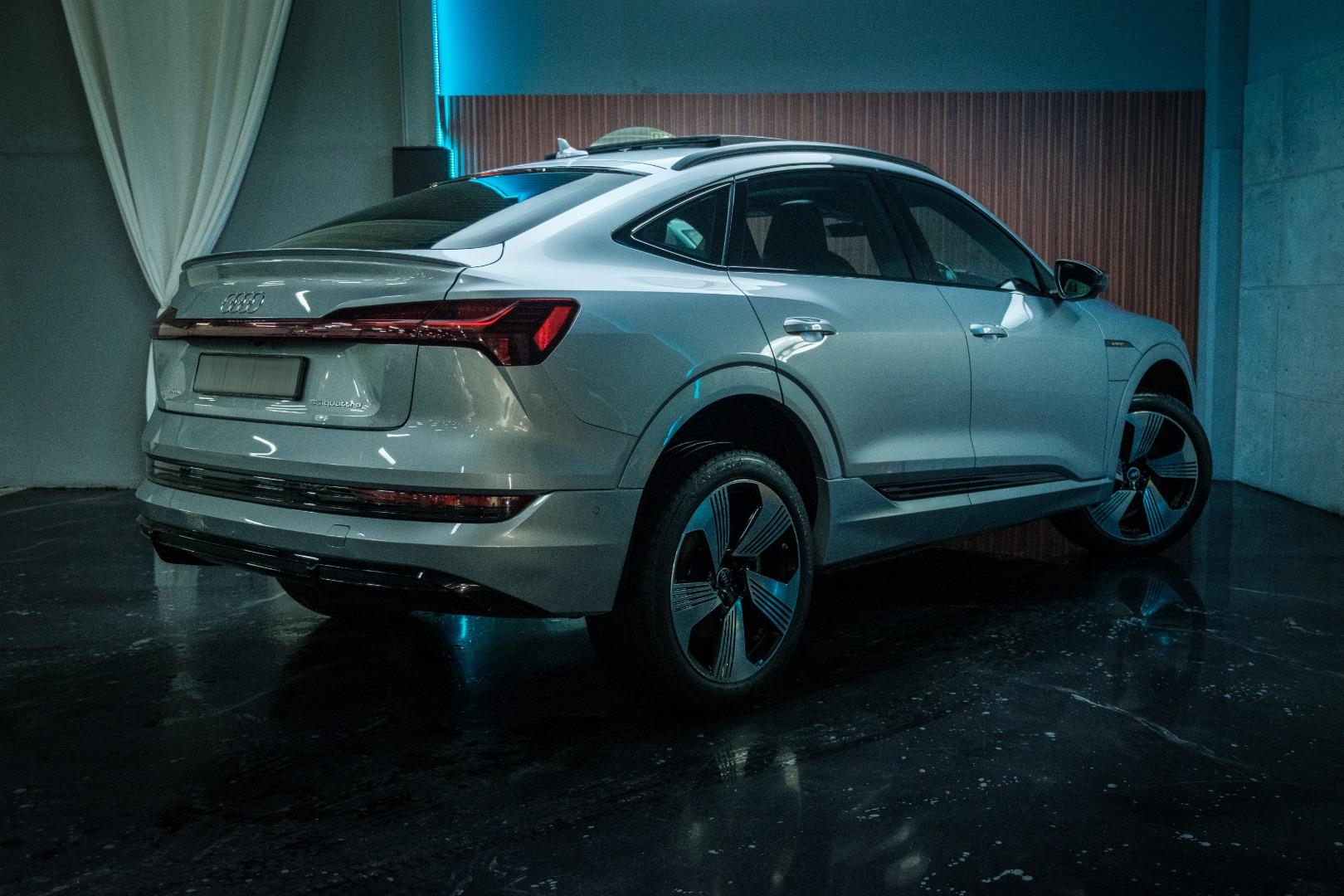Audi e-tron Sportback 55 Quattro S Line Mad Cars