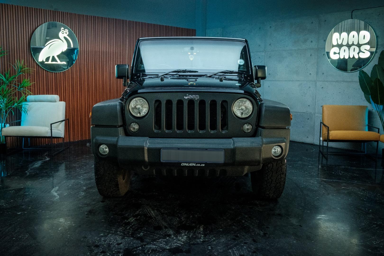 Jeep Wrangler 3.6L Sahara Mad Cars