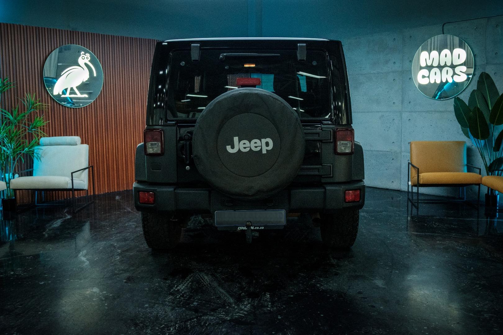Jeep Wrangler 3.6L Sahara Mad Cars