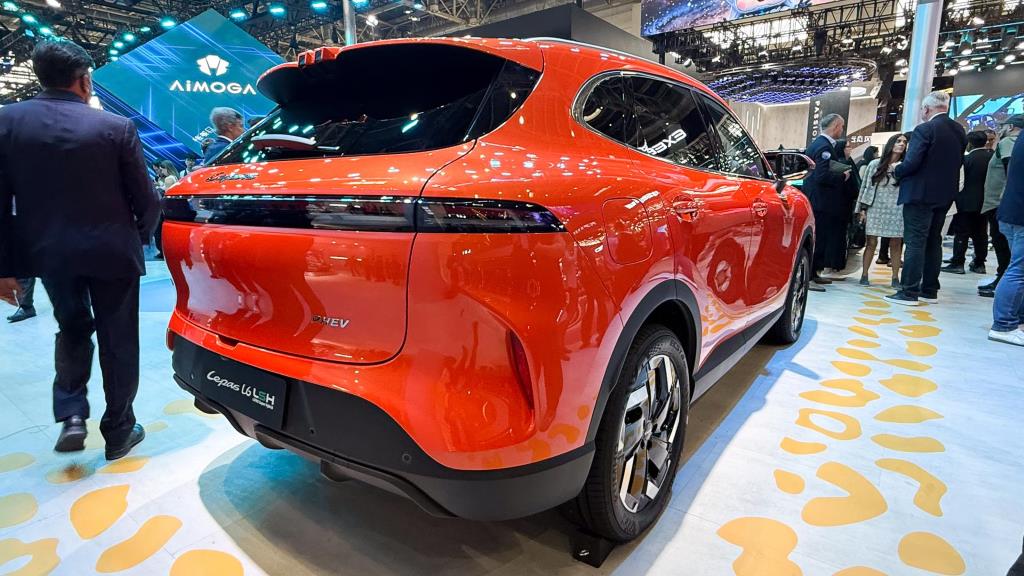 Lepas L6 LSH PHEV Auto China 2026 Plug-in Hybrid Electric Vehicle