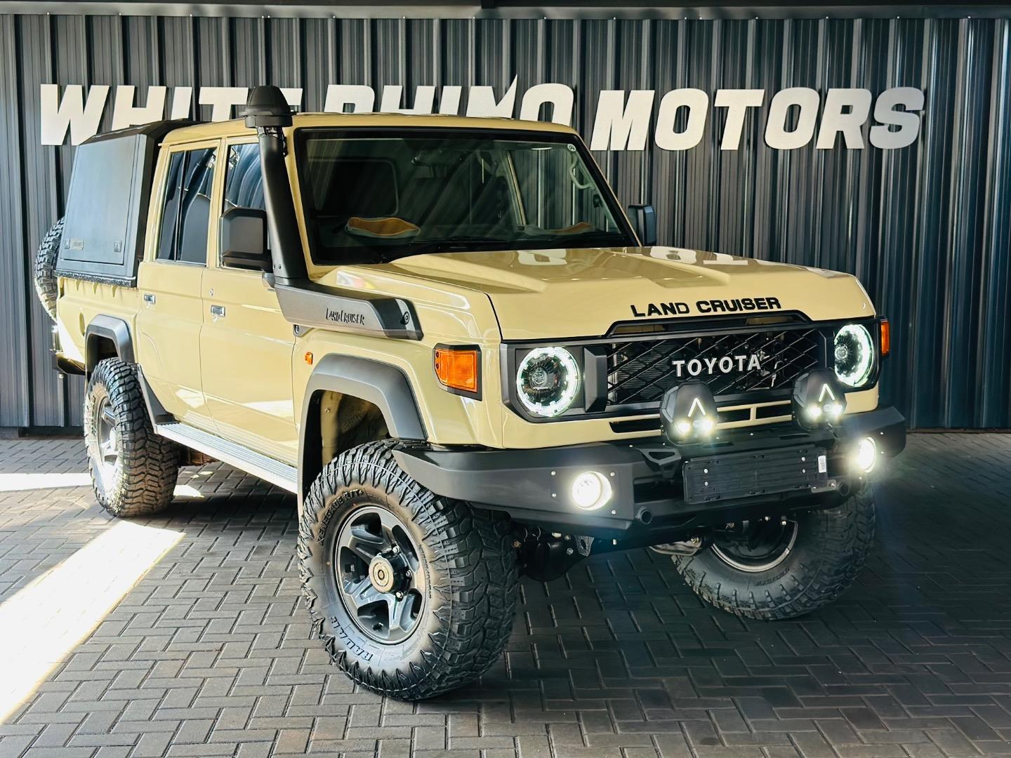 Toyota Land Cruiser 79 2.8GD-6 Double Cab Auto White Rhino Motors