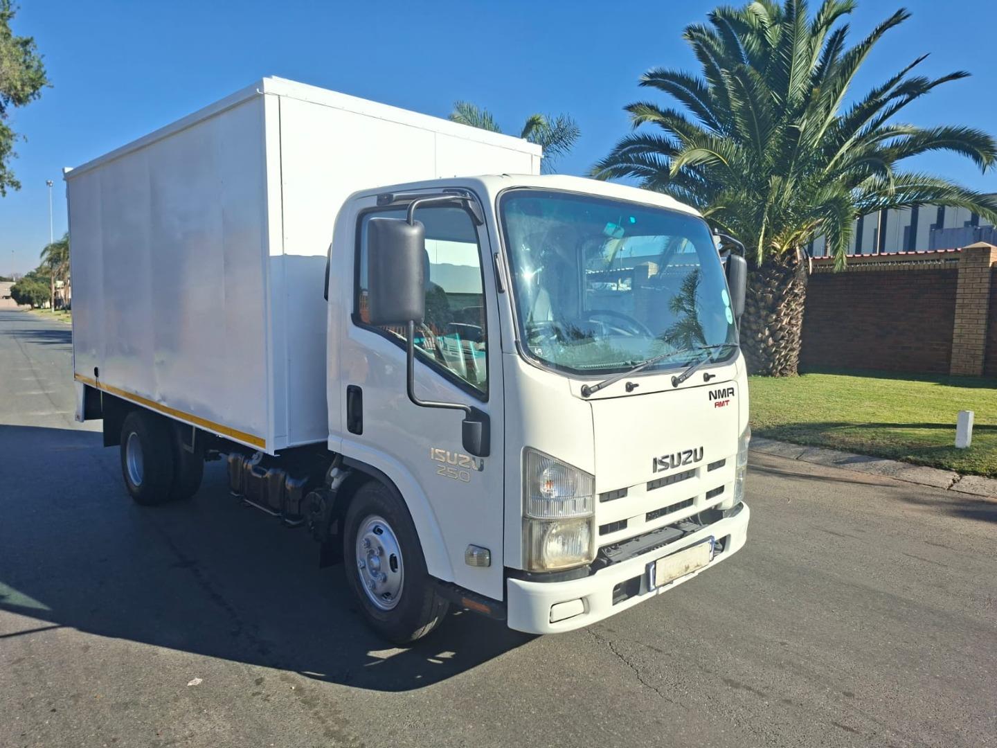 2016 Isuzu Nmr250 AMT 2.5TON
