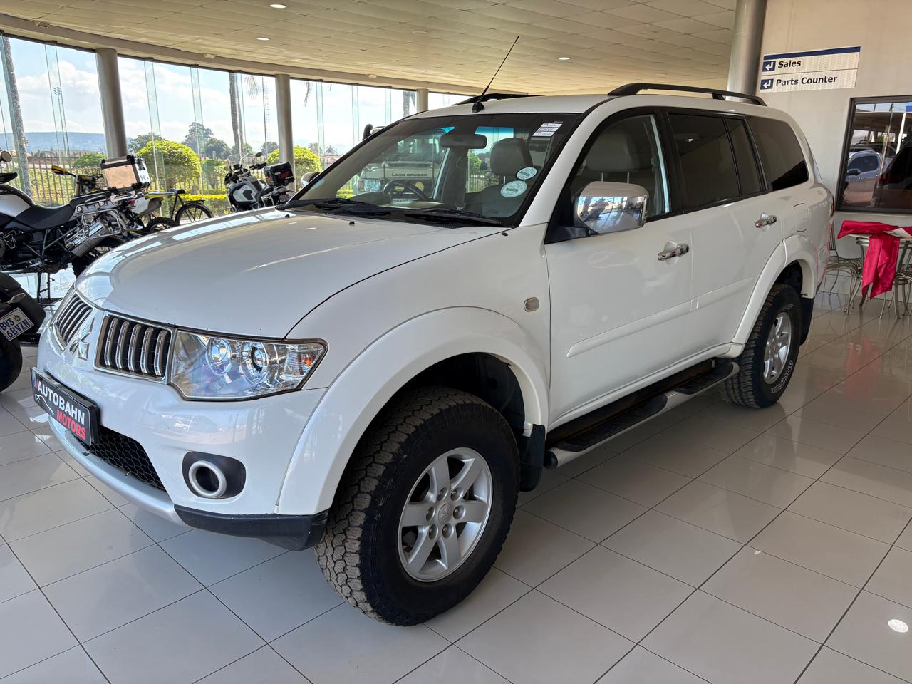 Mitsubishi Pajero Sport 3.2DI-D GLS Auto Autobahn Auto