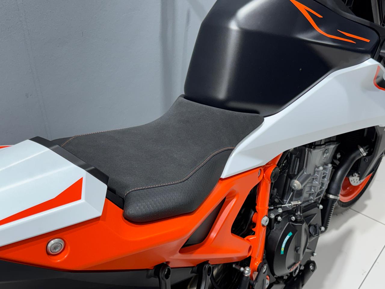 KTM 990 DUKE R