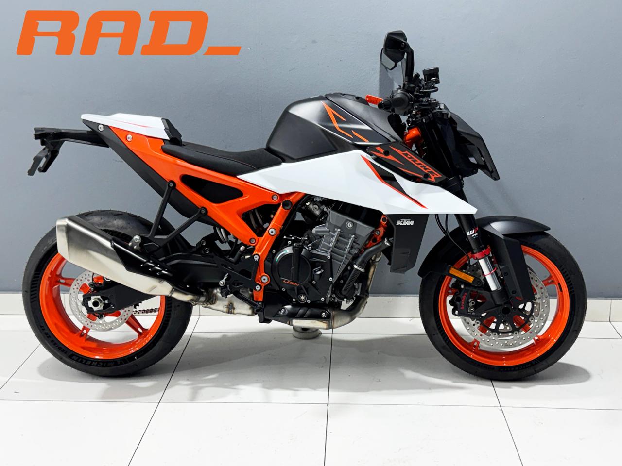 KTM 990 DUKE R