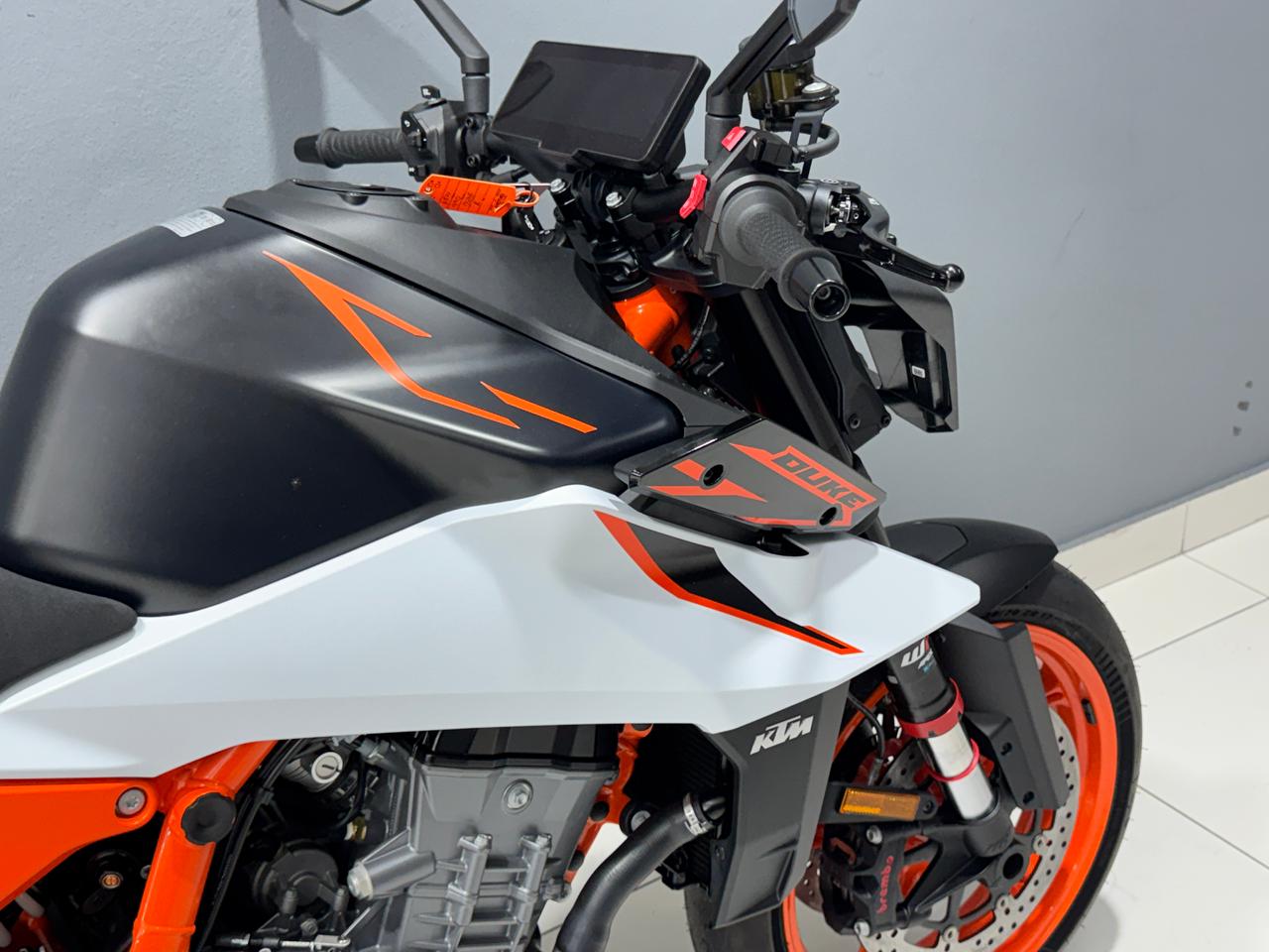 KTM 990 DUKE R