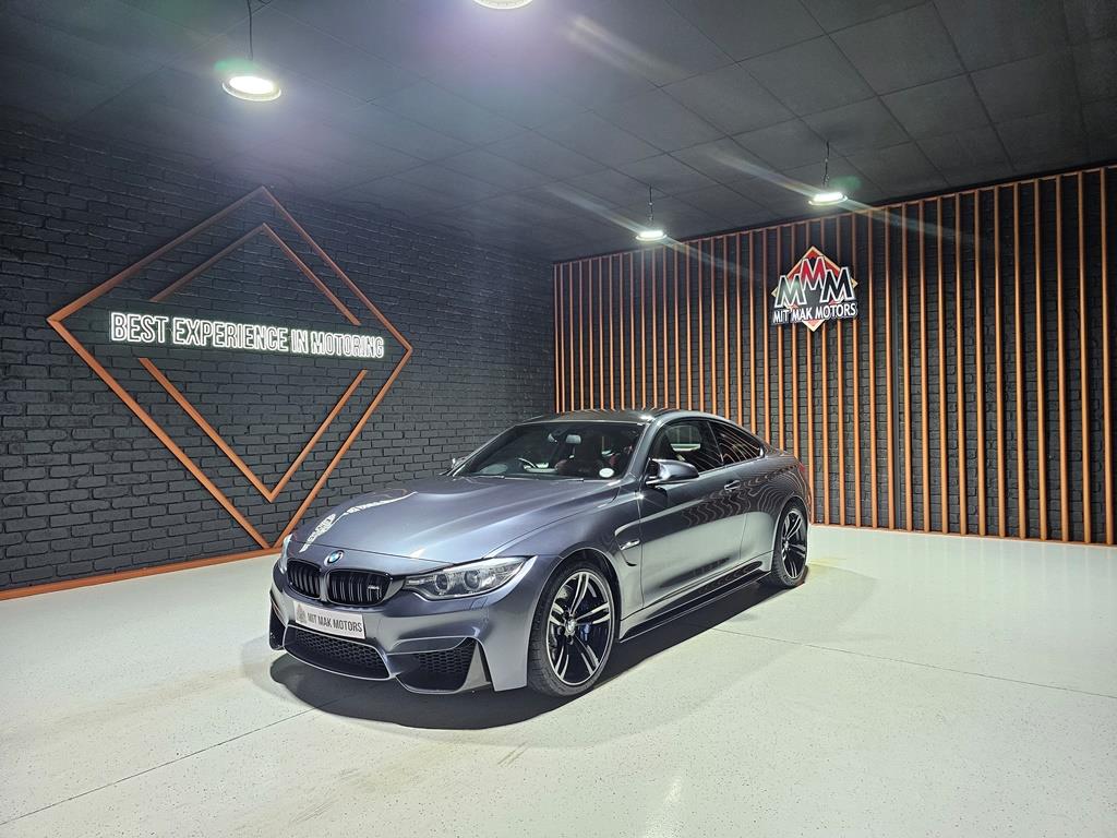 2015 BMW M4 Coupe Auto, image 1