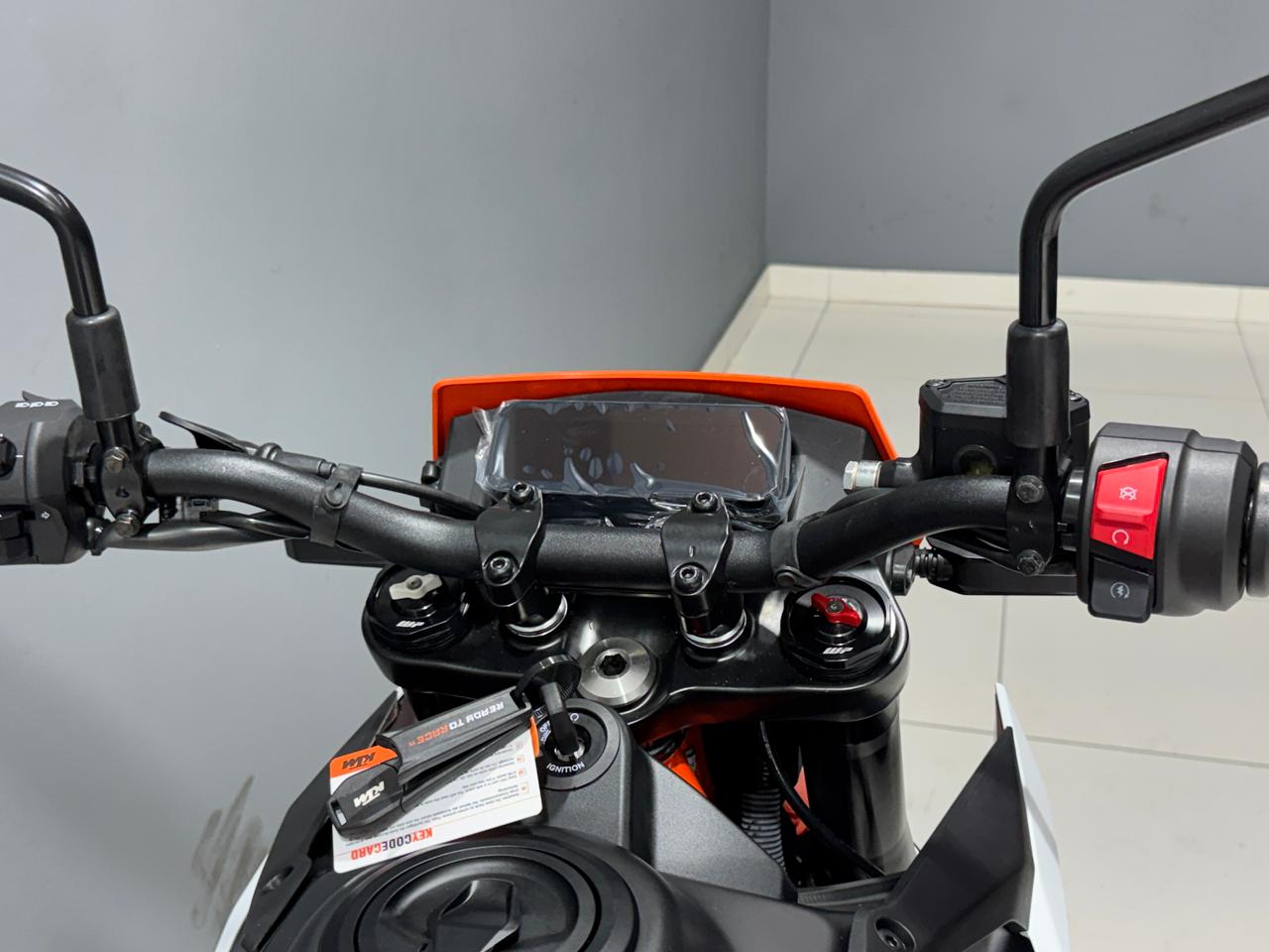KTM 390 SMC