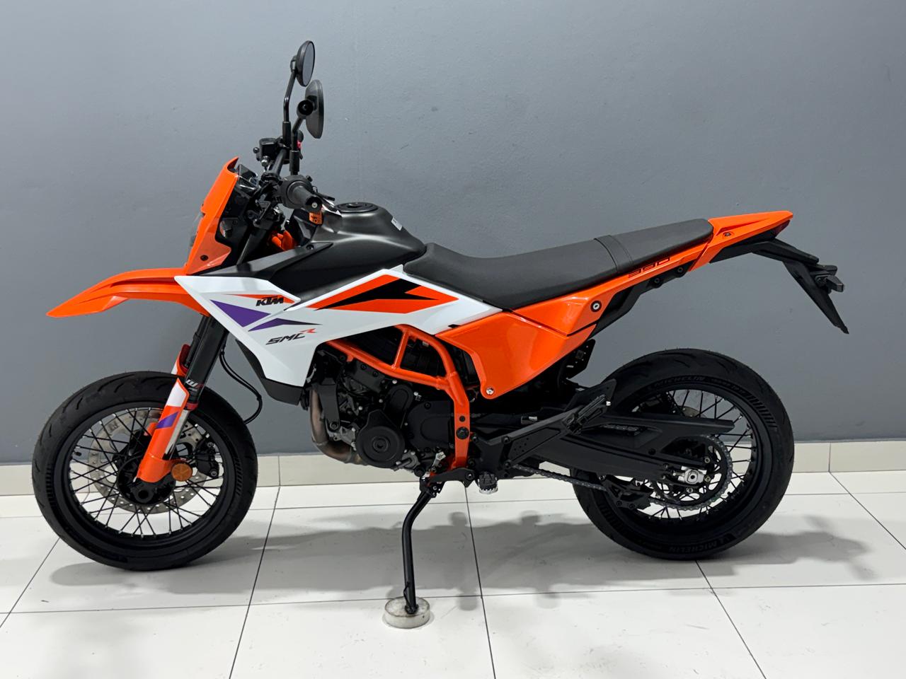 KTM 390 SMC