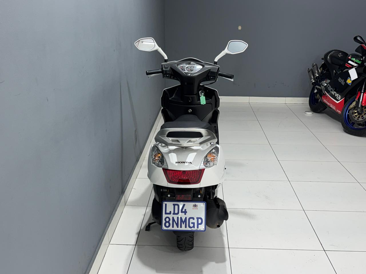 Honda Elite 125