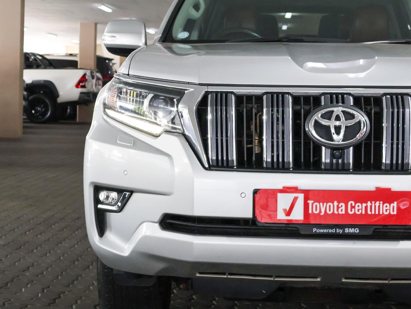 Toyota Land Cruiser Prado 2.8GD VX SMG Toyota Cresta