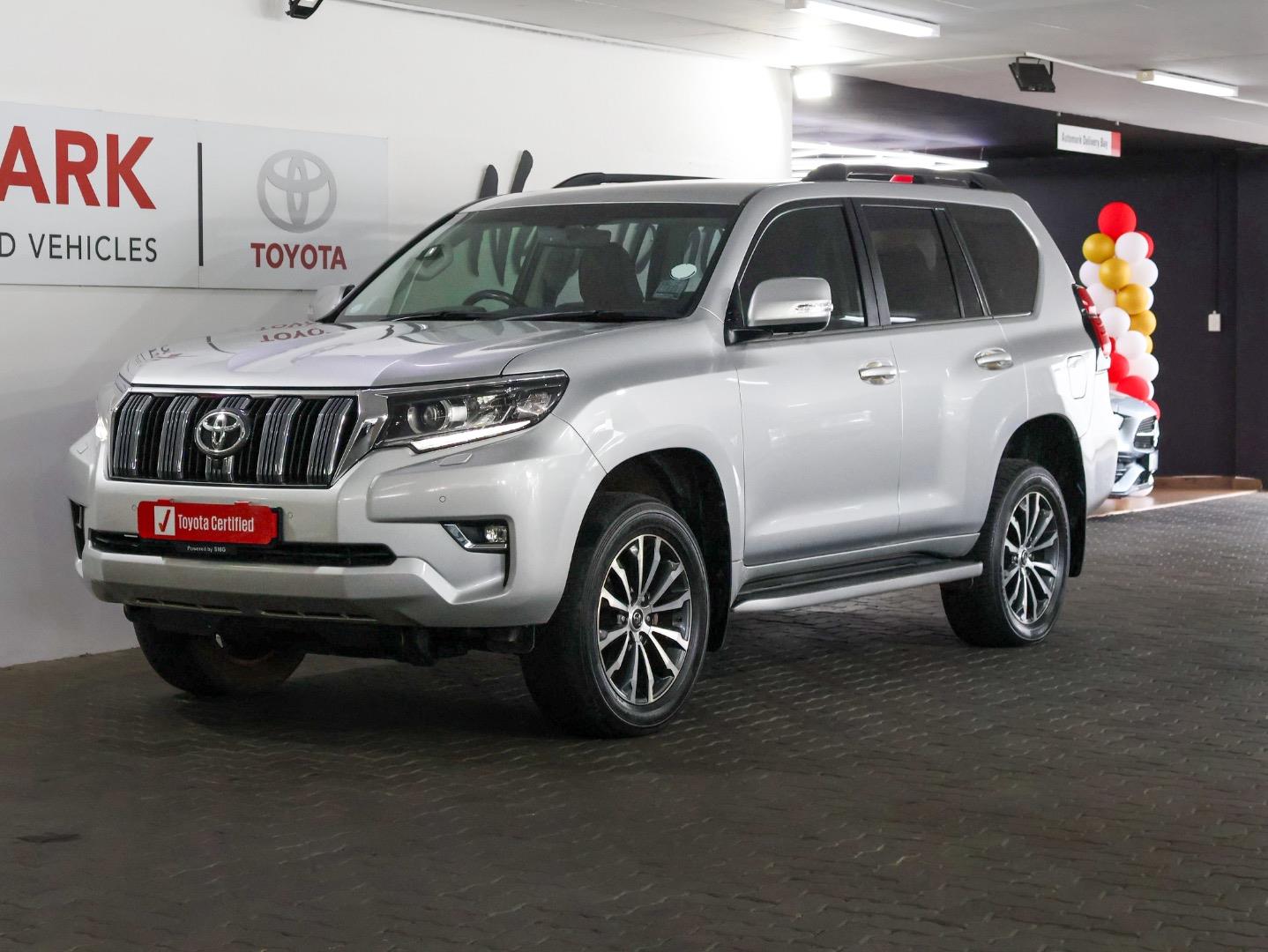Toyota Land Cruiser Prado 2.8GD VX SMG Toyota Cresta