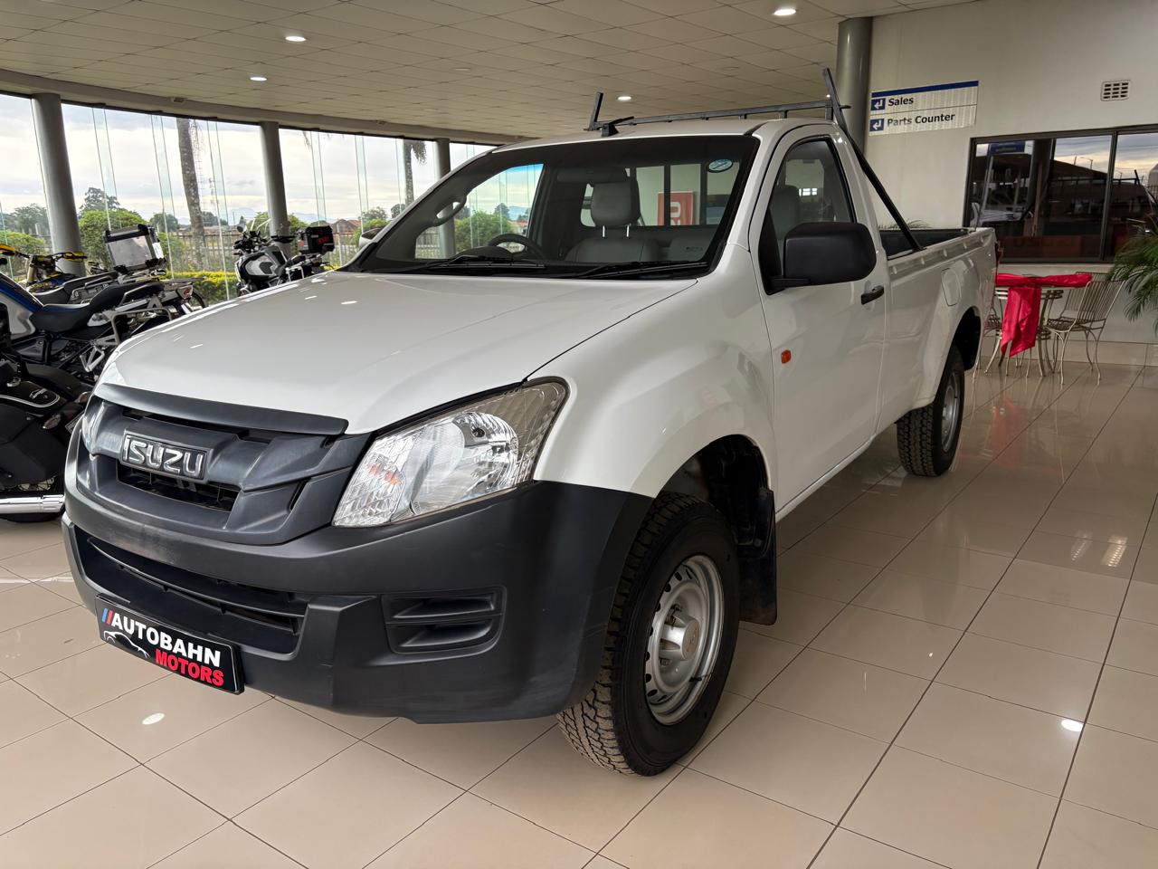 Isuzu KB 250 Fleetside Autobahn Auto
