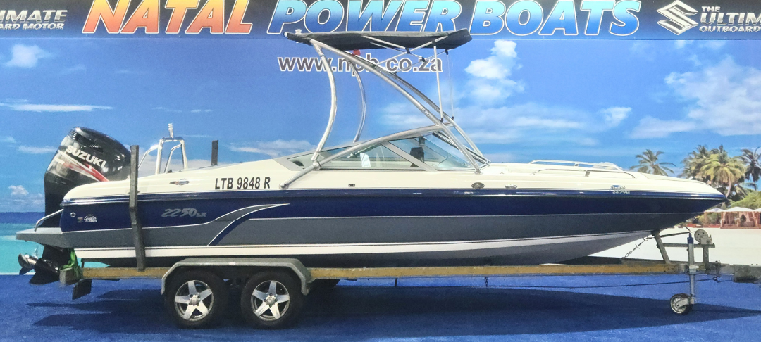 PANACHE 2250LX - 200HP Suzuki 4-Stroke (2013, 285Hrs) on Galvanized Double Axle Trailer Natal Power Boats