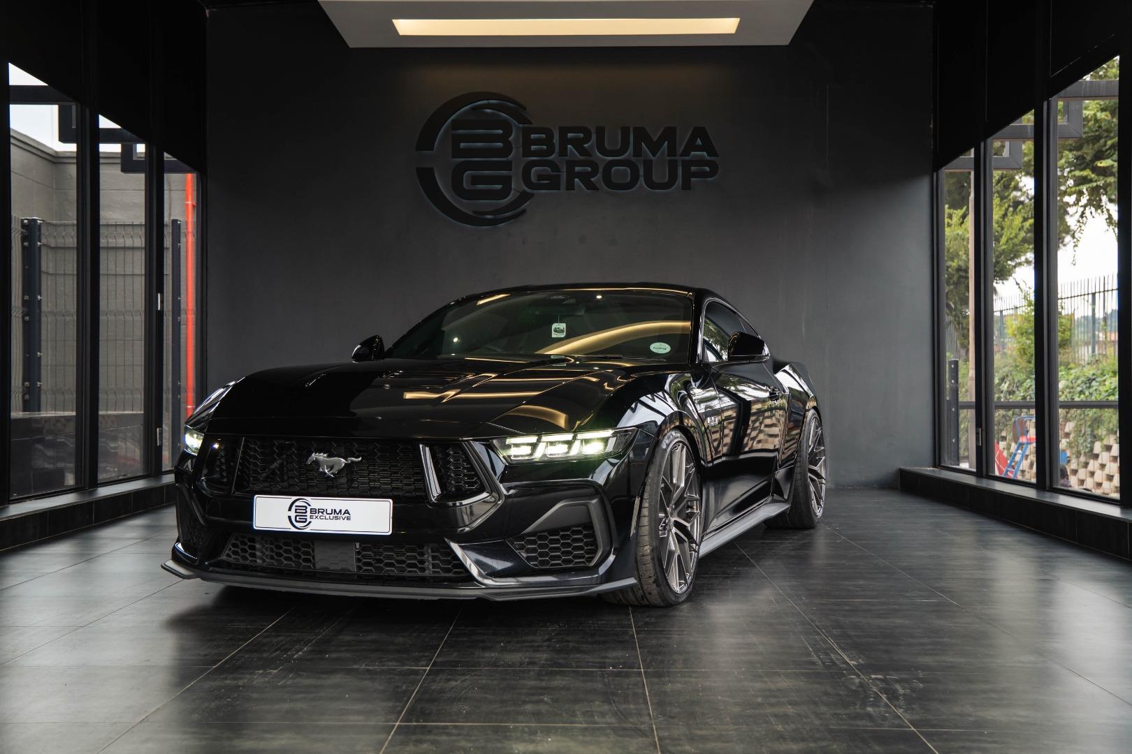 Ford Mustang 5.0 GT Fastback Bruma Nissan