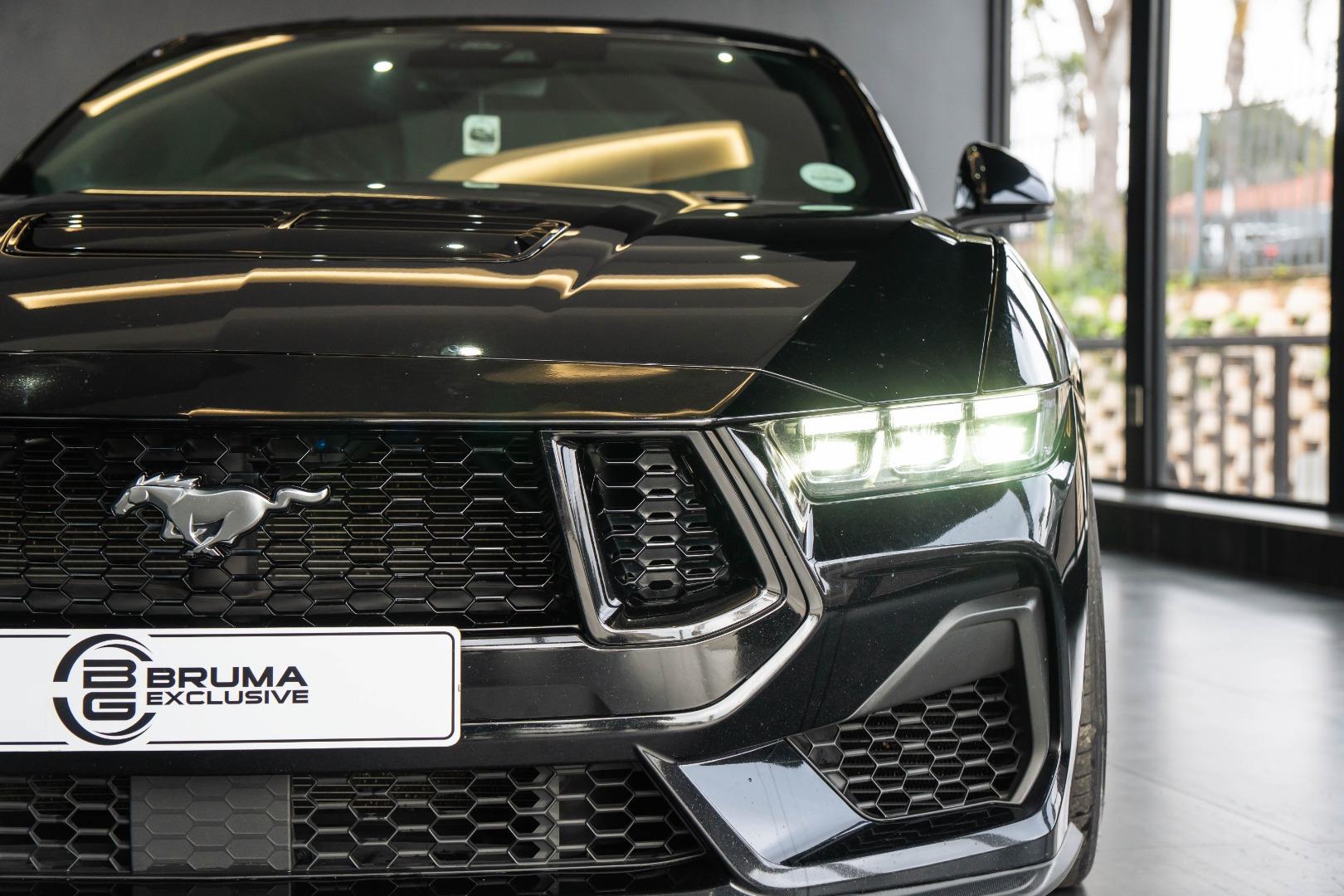 Ford Mustang 5.0 GT Fastback Bruma Nissan