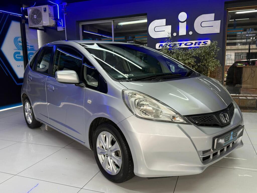 Honda Jazz 1.3 Comfort GIG Motors
