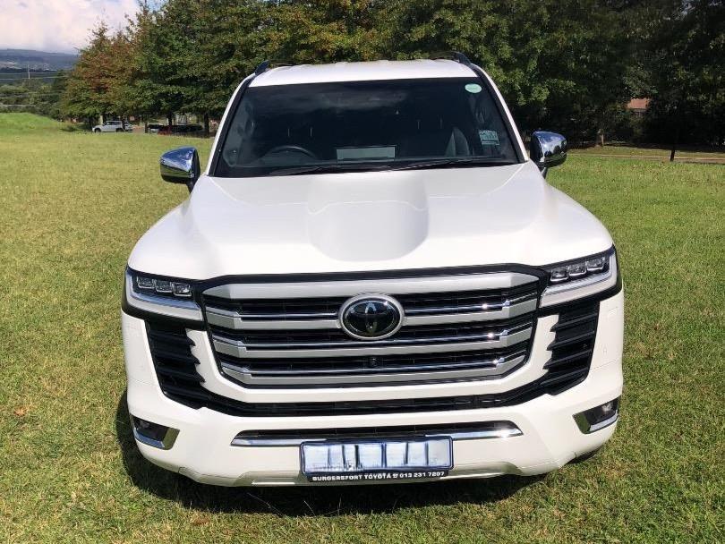 Toyota Land Cruiser 300 3.3D ZX SE for sale in Howick - ID