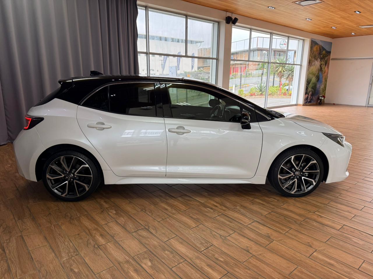 Toyota Corolla Hatch 1.2T XR Rand Stadium Toyota