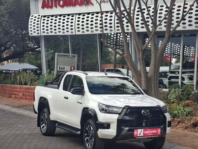 Toyota Hilux 2.8GD-6 Xtra Cab 4x4 Legend 55 for sale in Randburg